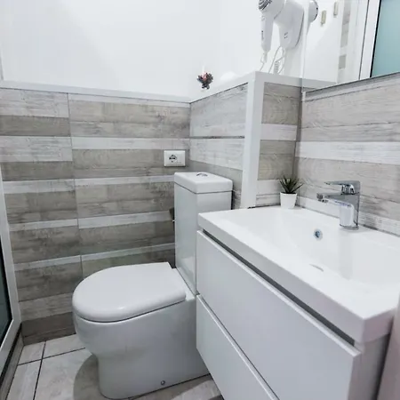 Frühstückspension Corso Italia 92 4*