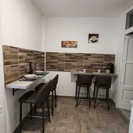 Corso Italia 92 4* Catania