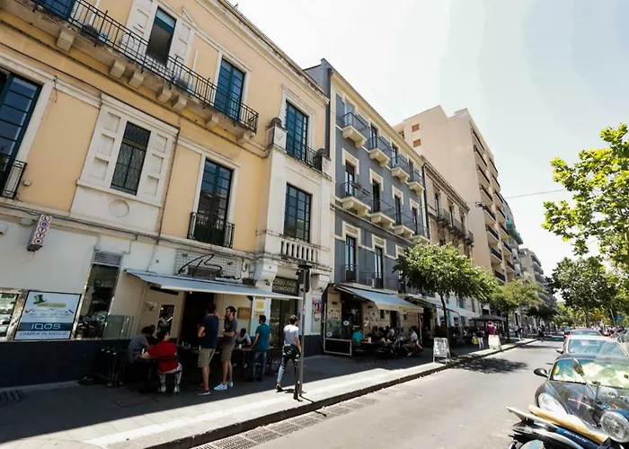 Corso Italia 92 Alojamento de Acomodação e Pequeno-almoço 4*